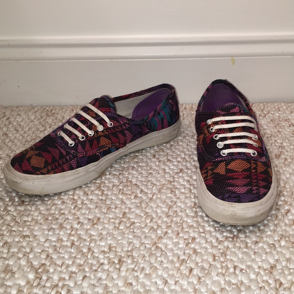 Vans Aztec Print